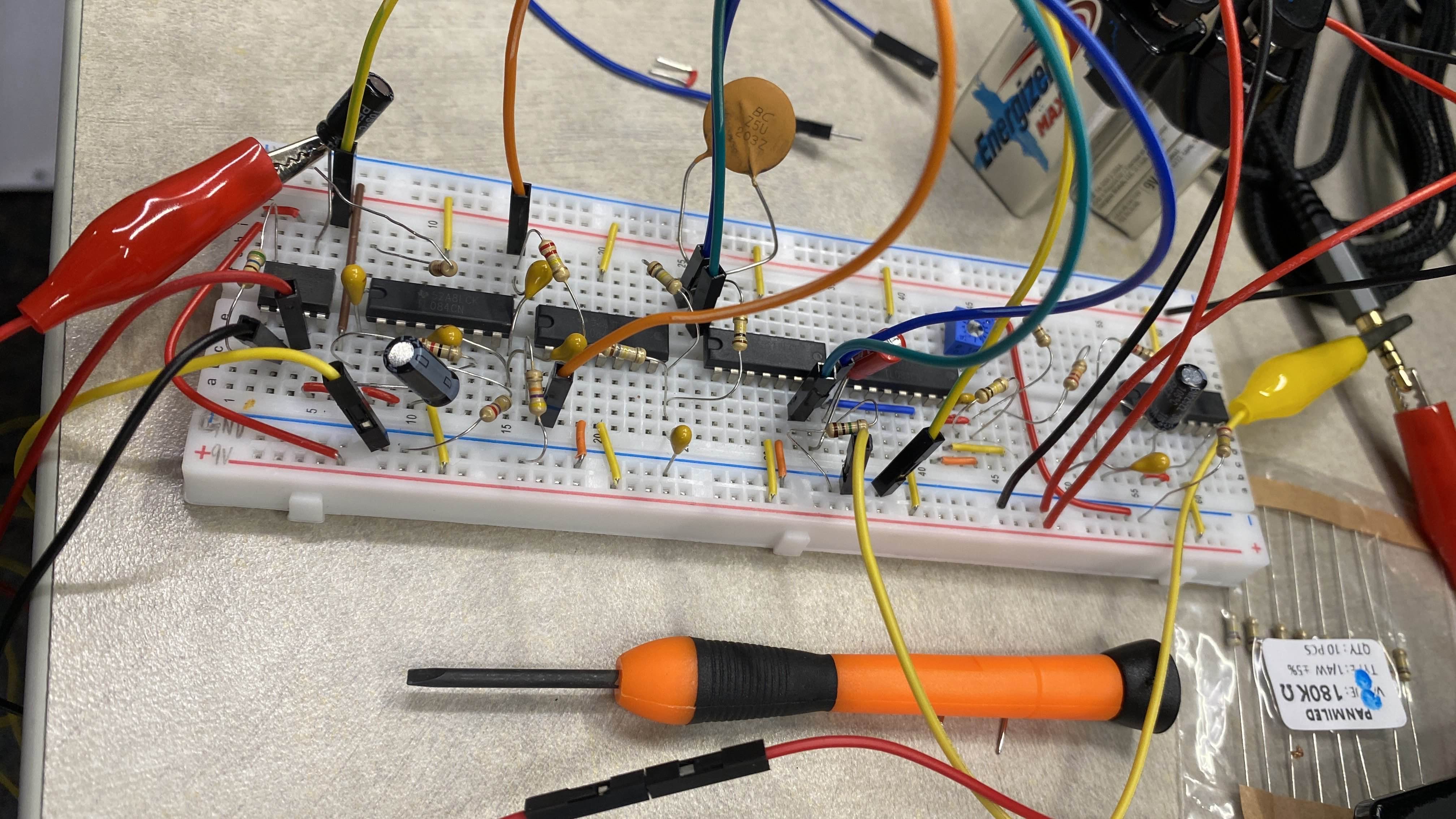 EEG breadboard circuit